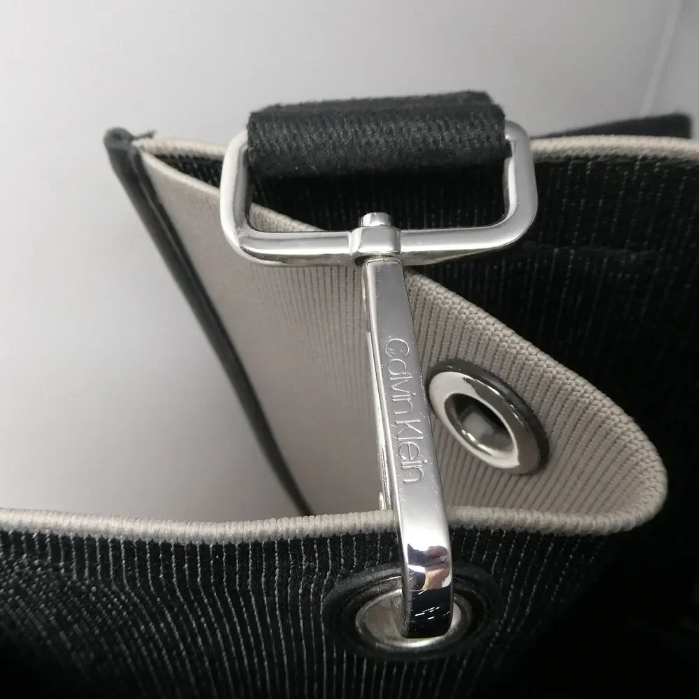Calvin Klein dam Calvin Klein Eden knitted north/south vertical brand bag